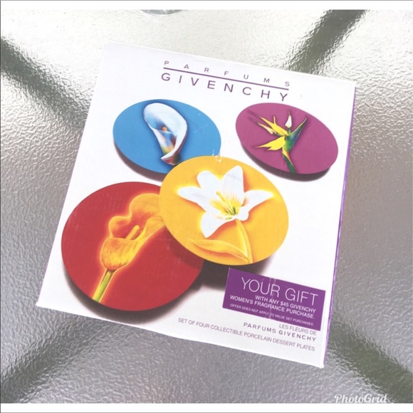 🌸HP🌸 5 ⭐️ Rated NWT Givenchy Dessert Plates - Picture 2 of 7